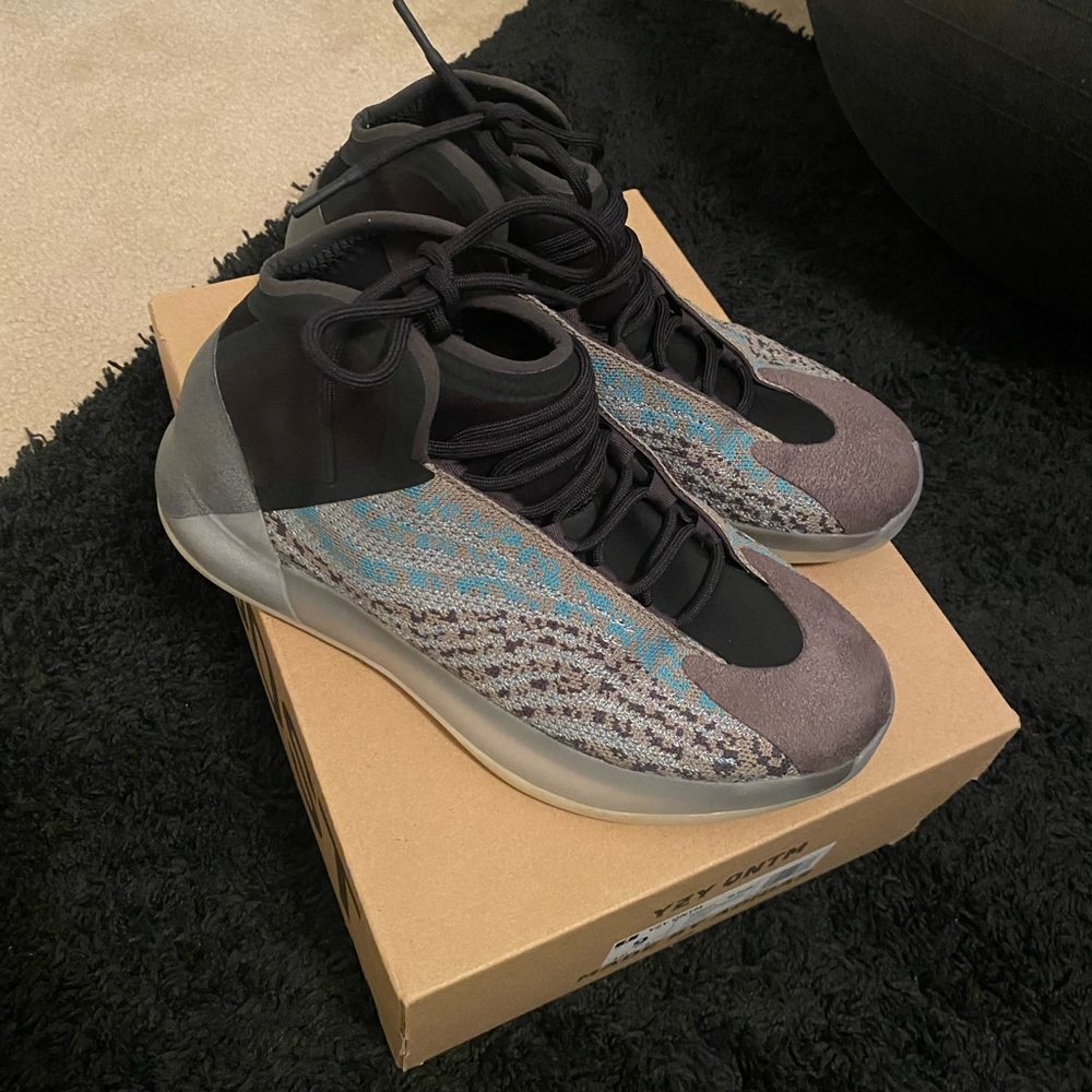 Yeezy Quantum